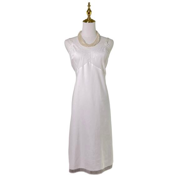 Vintage 50s Grandma White Bias-Cut Embroidered Lacy Full Slip Dress Size M - Picture 3 of 15